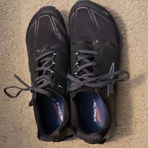 Altra Superior